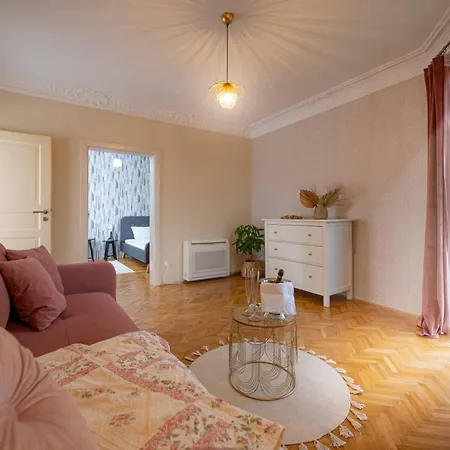 Krásny Rodinný Dom Pre Dokonalú Dovolenku Plnú Nezabudnuteľných Spomienok Сasa de vacaciones